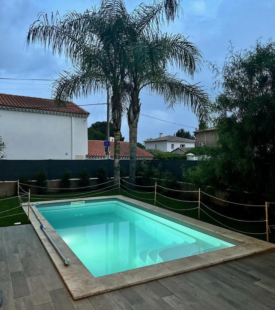 Villa Toscana - 6 Personnes - Full Clim, Piscine Et Criques 300M A Pied Bandol 0*,  France